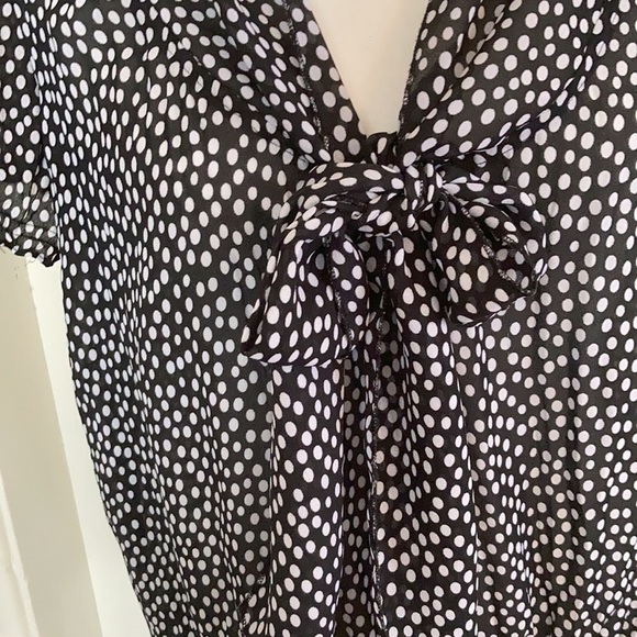 Career blouse, darling polka dot top with elastic waist, cute bow tie at neck, M - Picture 2 of 9